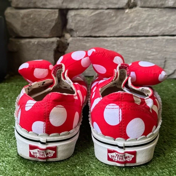 Vans Disney Minnie Mouse Polka Dots Bow Women’s Slip-On Shoes - Picture 6 of 11